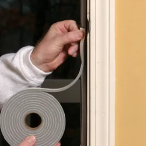 cinta de espuma negra para sellar puertas aplicación